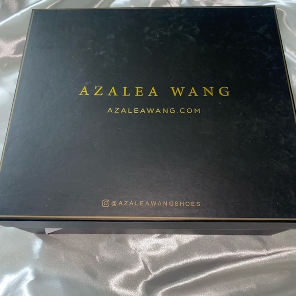 Green snake print 🐍 thigh high boot size 7.5🤍 - Picture 4 of 4